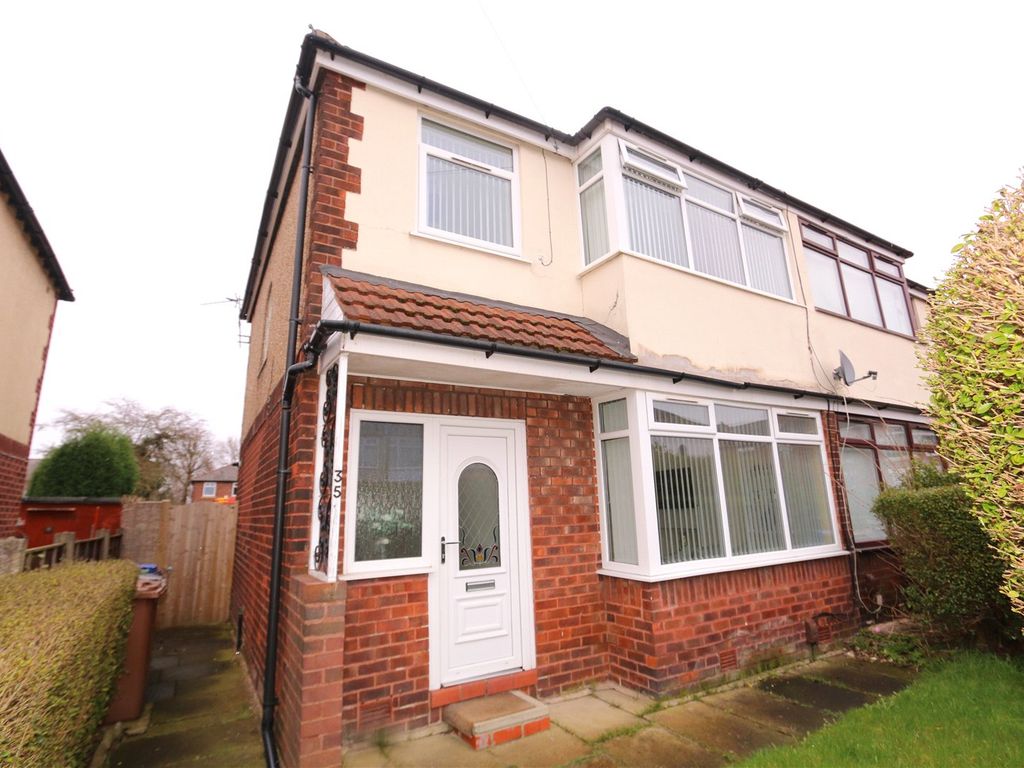 3 bed semidetached house to rent in Kendon Grove, Denton, Manchester
