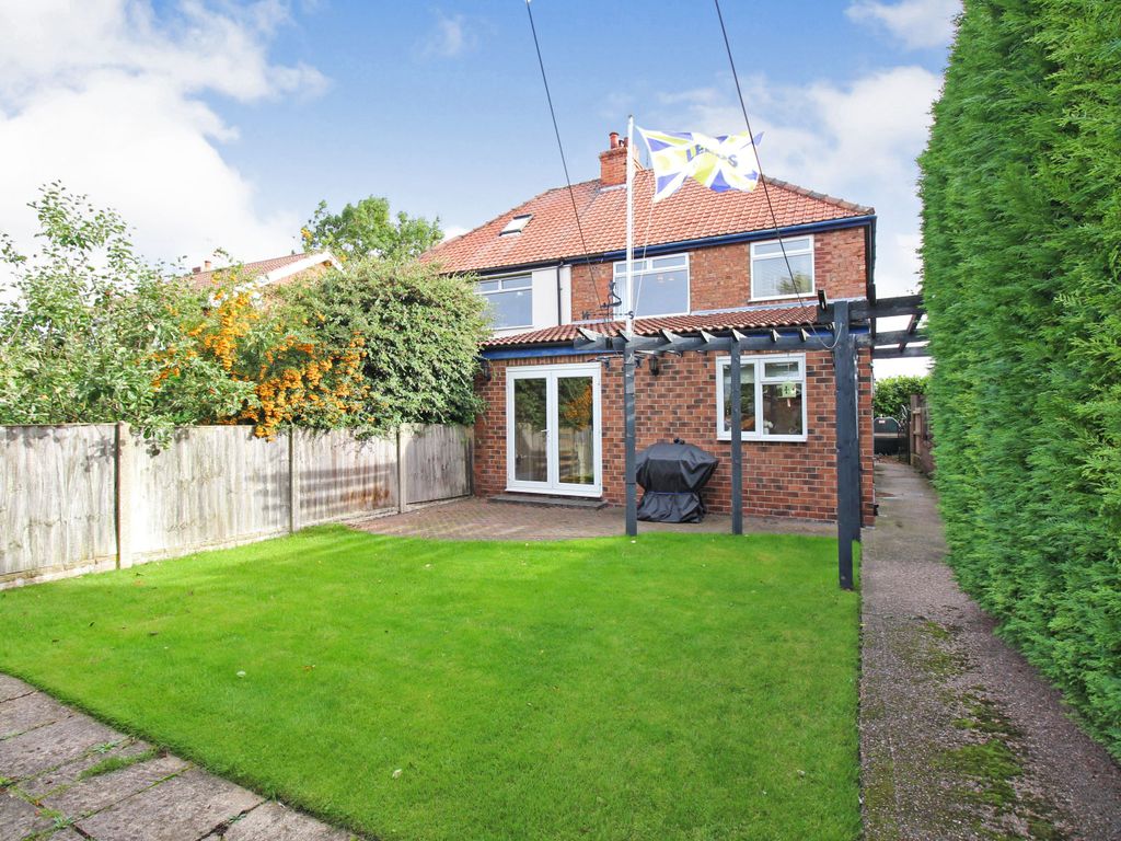 3 bed semidetached house for sale in Marnham Road, Tuxford, Newark