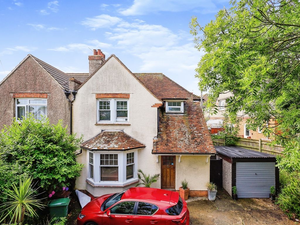 3 bed semidetached house for sale in Central Avenue, Eastbourne BN20