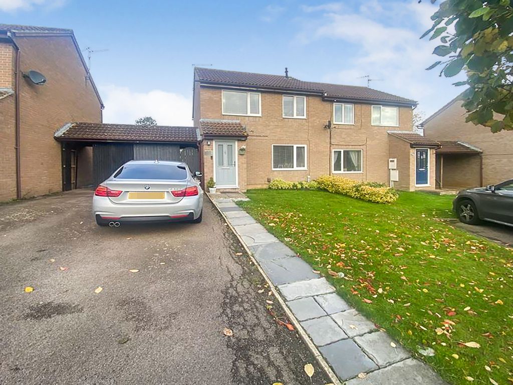 3 bed semidetached house for sale in Beech Close, Corby NN17, £207,500