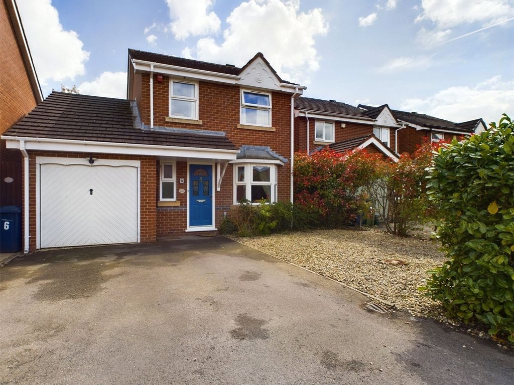 3 bed detached house for sale in Tallis Road, Churchdown, Gloucester