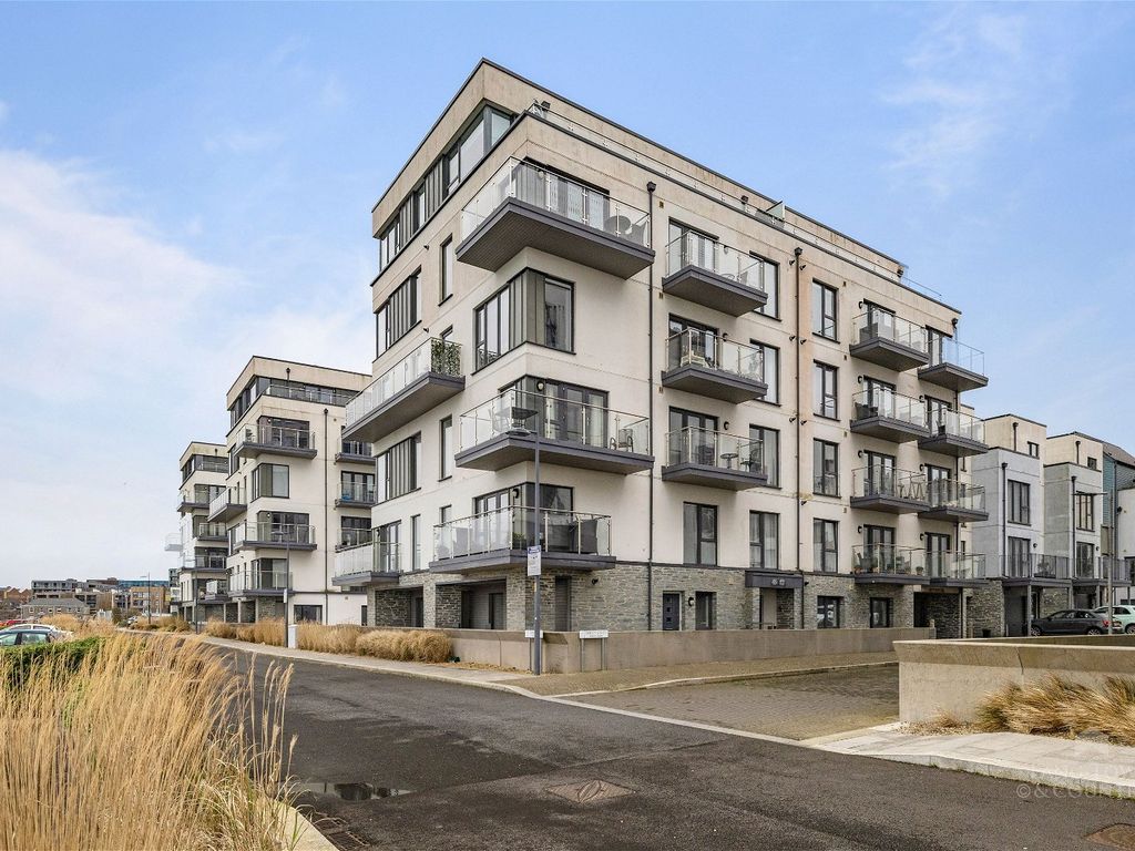 2 bed flat for sale in Trinity Street, West Hoe, Plymouth PL1, £325,000