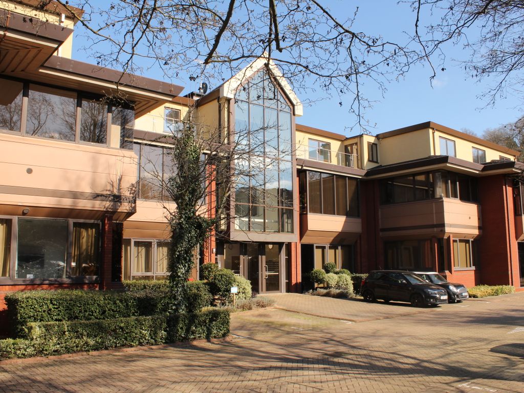 2 bed flat for sale in Catteshall Lane, Godalming GU7 Zoopla