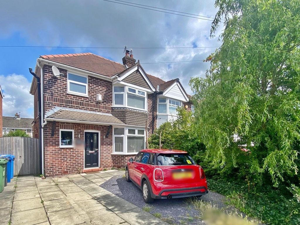 3 bed semidetached house for sale in Knutsford Road, Grappenhall