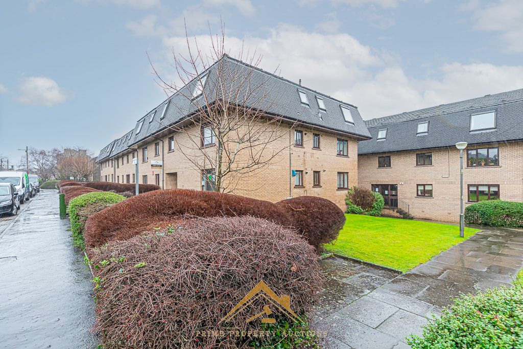 1 bed flat for sale in 63H Shawhill Road, Shawlands, Glasgow G41, £