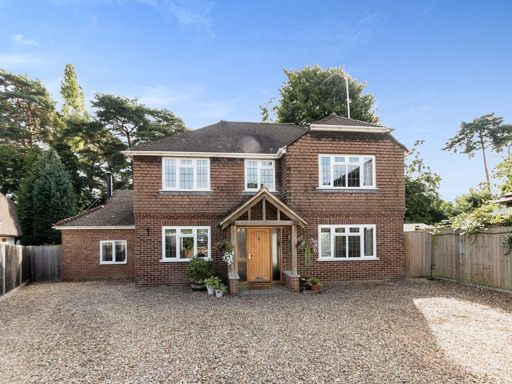 4 bed detached house for sale in Primrose Way, Sandhurst GU47 Zoopla