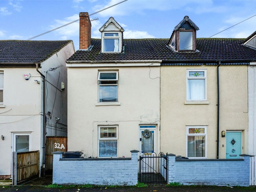 2 bed terraced house for sale in Newton Avenue, Gloucester