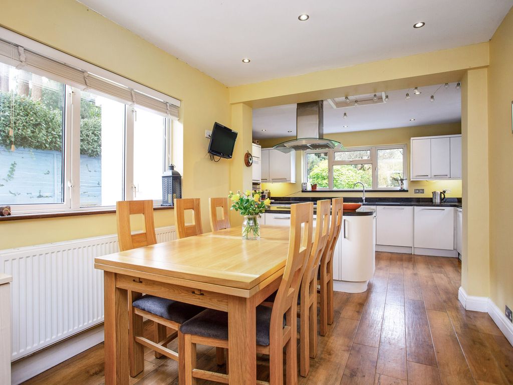 4 bed semidetached house for sale in Kingswood Road, Tadworth KT20, £