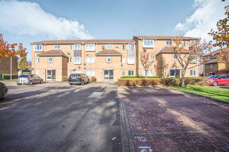 1 bed property to rent in Rise, West Drayton UB7, £1,350 pcm Zoopla