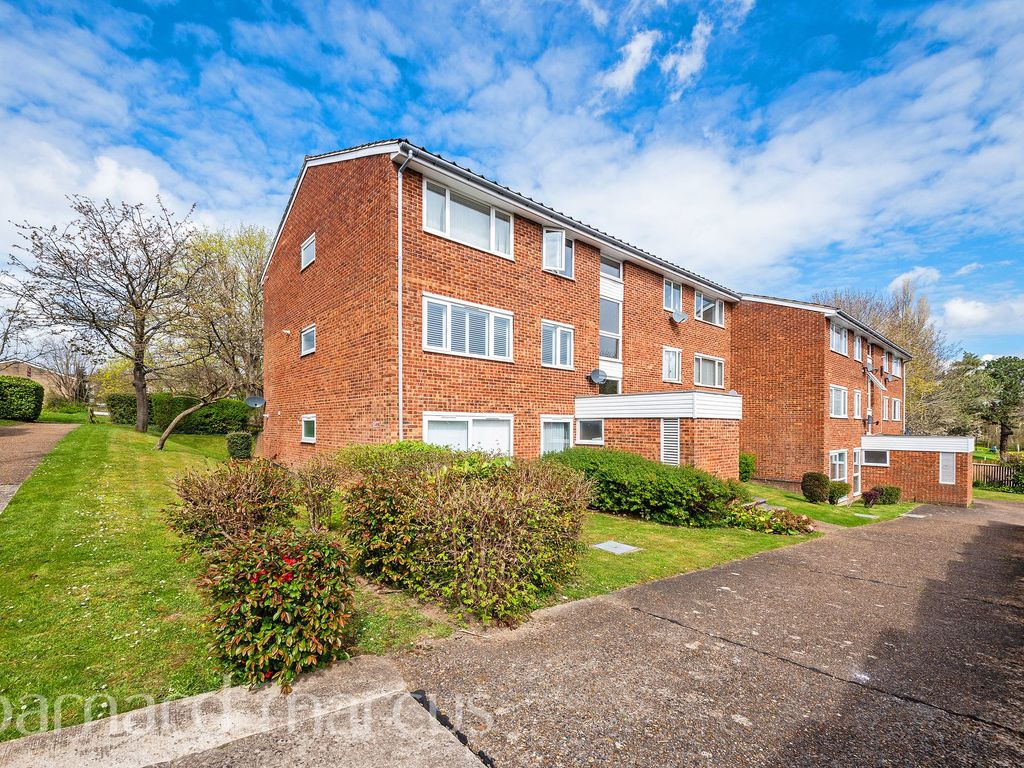 2 bed flat for sale in Hartscroft, Linton Glade, Forestdale, Croydon
