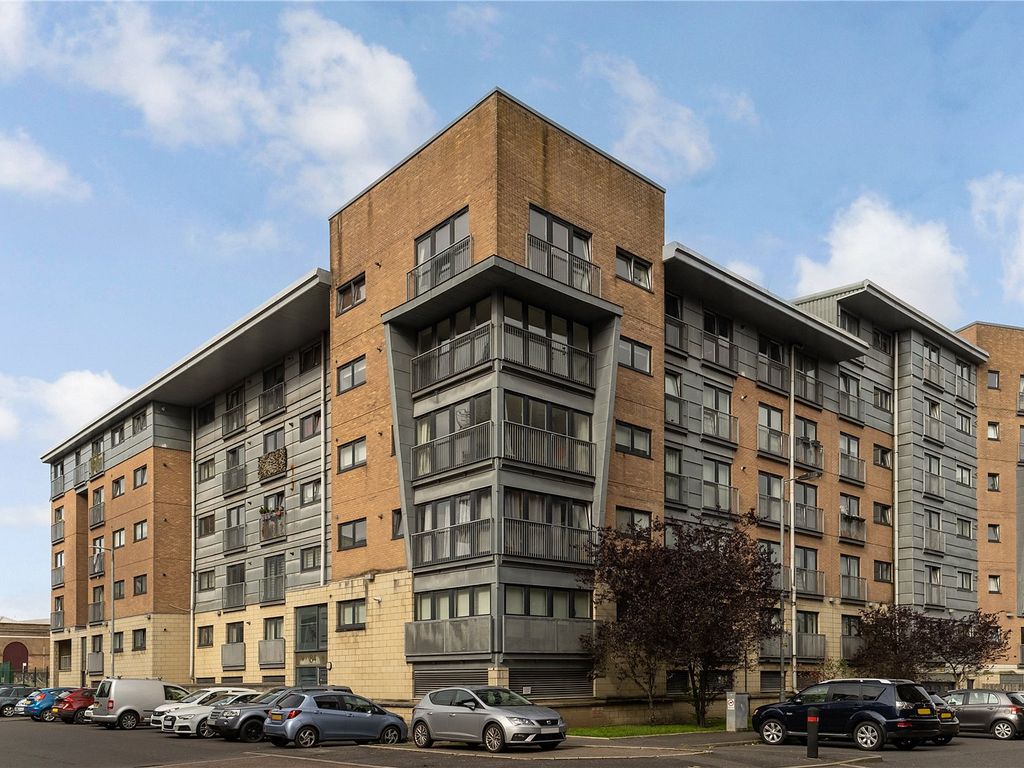 2 bed flat for sale in Barrland Court, Pollokshields, Glasgow G41, £