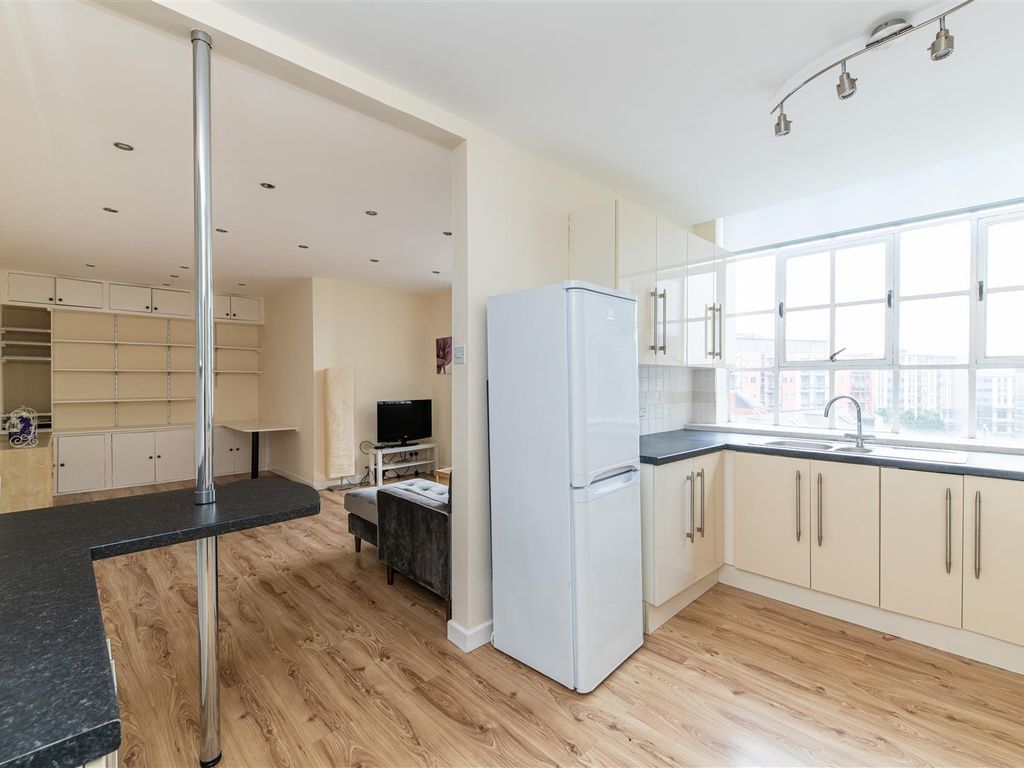 2 bed flat to rent in Blenheim House, City Centre, Newcastle Upon Tyne NE1, £975 pcm Zoopla