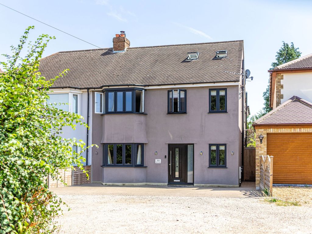 5 bed semidetached house for sale in Stanstead Road, Hoddesdon EN11