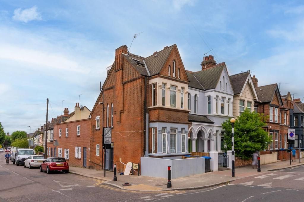 2 bed property for sale in St. Johns Avenue, London NW10 Zoopla