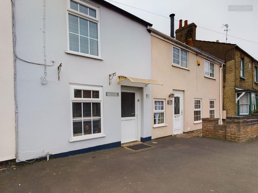 2 bed terraced house for sale in Hall Street, Crowland, Peterborough