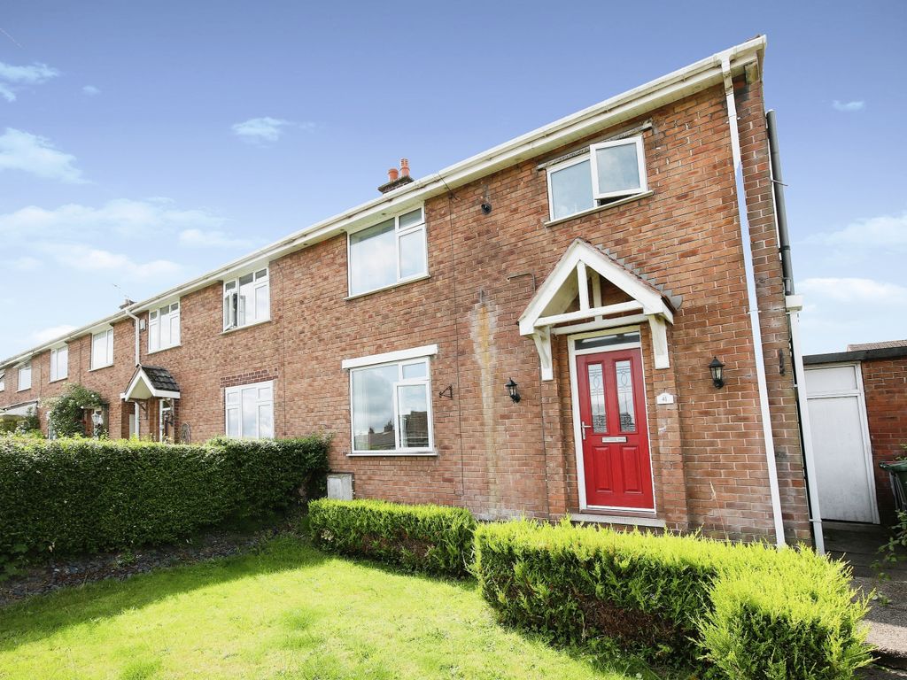 3 bed semidetached house for sale in Farm Road, Northwich CW8 Zoopla