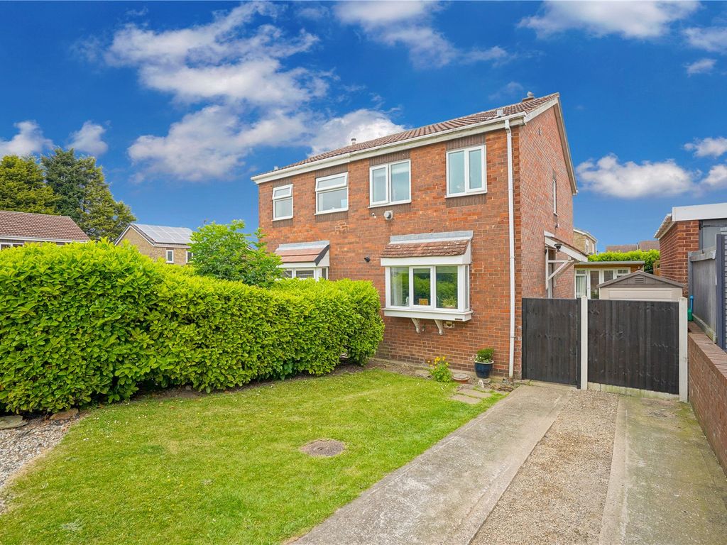 2 bed semidetached house for sale in Ferndale Drive, Bramley, Rotherham, South Yorkshire S66