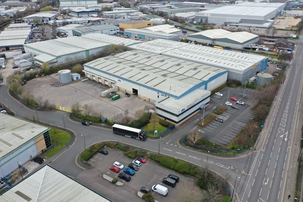 Industrial to let in Kings Park, Trafford Park, Mosley Road, Trafford