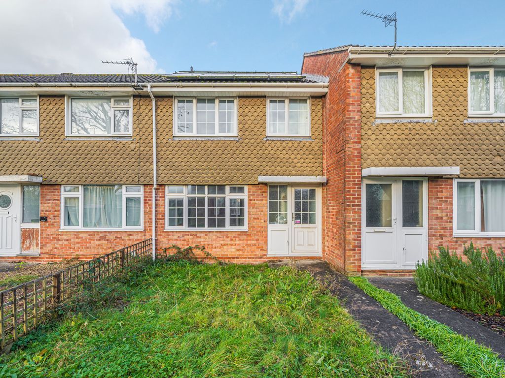 3 bed terraced house for sale in Oak Close, Little Stoke, Bristol