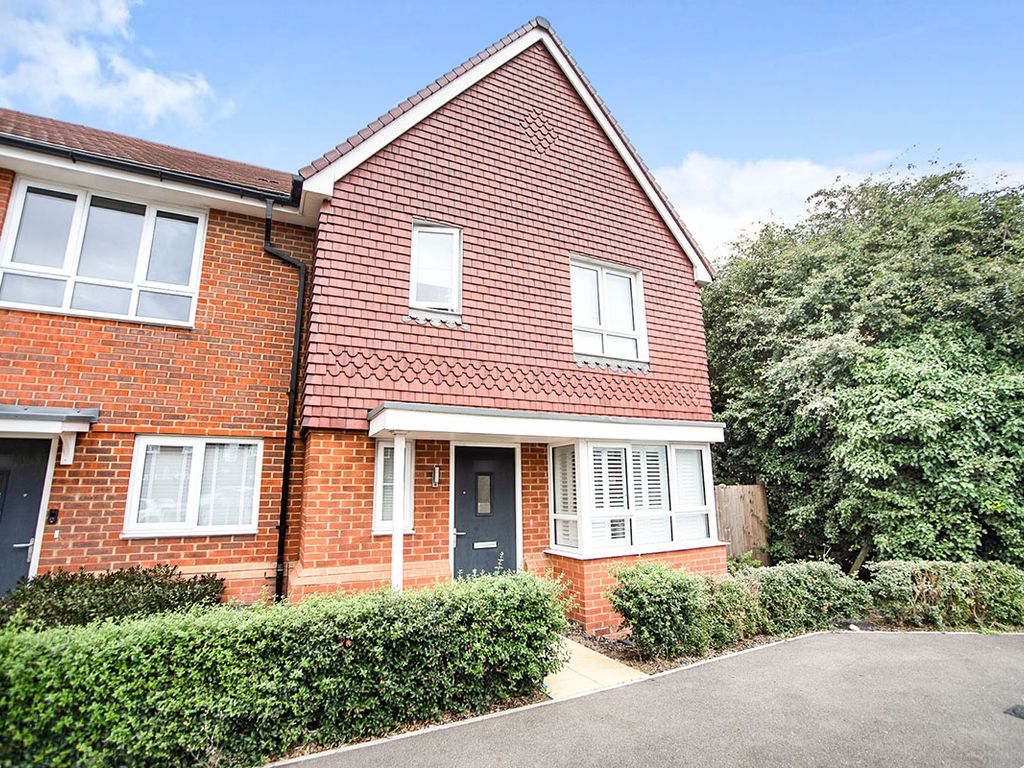 3 bed end terrace house for sale in Bells Lane, Hoo, Rochester, Kent