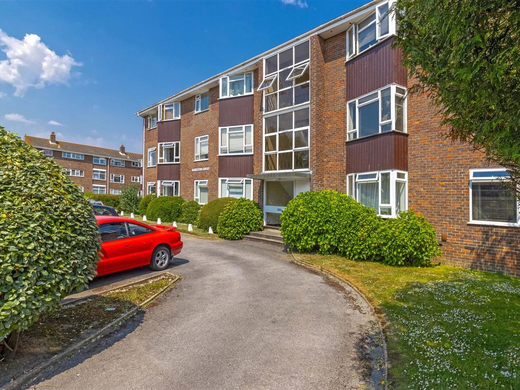 2 bed flat for sale in Hamilton Court, Drake Avenue, GoringBySea