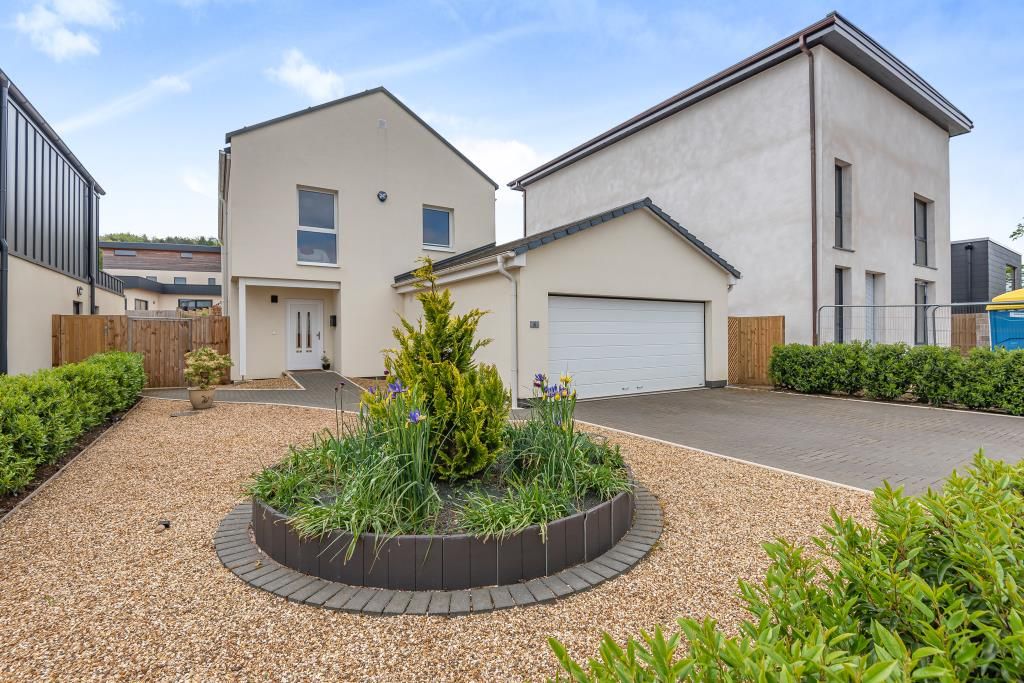 4 bed detached house for sale in Graven Hill, Bicester, Oxfordshire