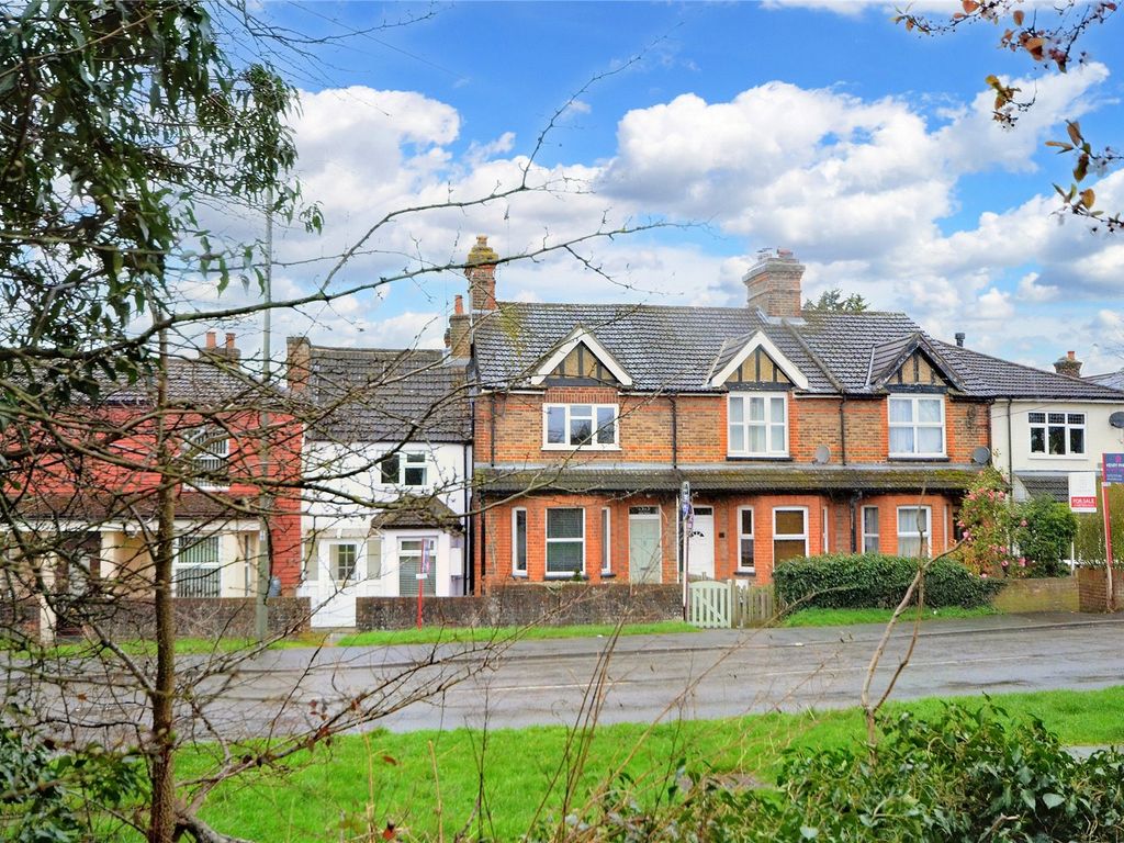 2 bed terraced house for sale in Oxenden Road, Tongham, Farnham, Surrey