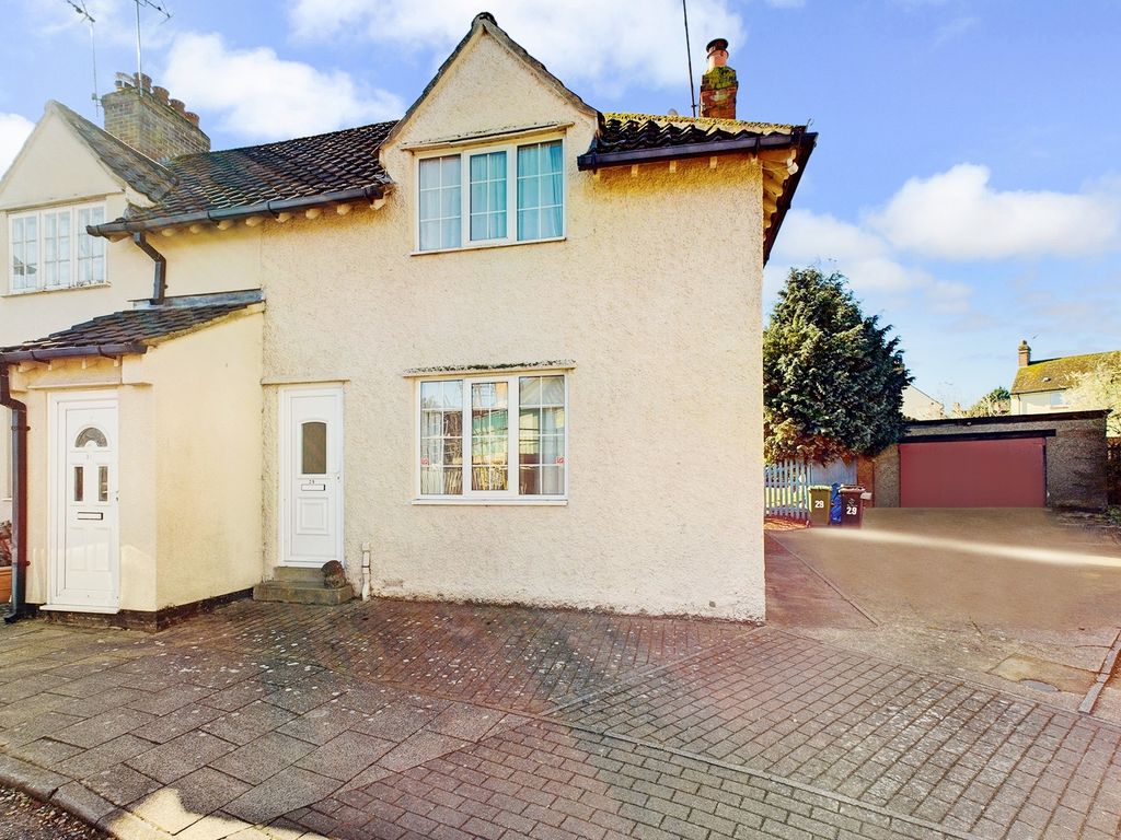 3 bed end terrace house for sale in St. Marys Crescent, Thetford