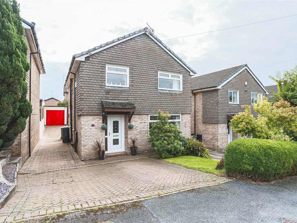 4 bed detached house for sale in Balmoral Road, Haslingden, Rossendale