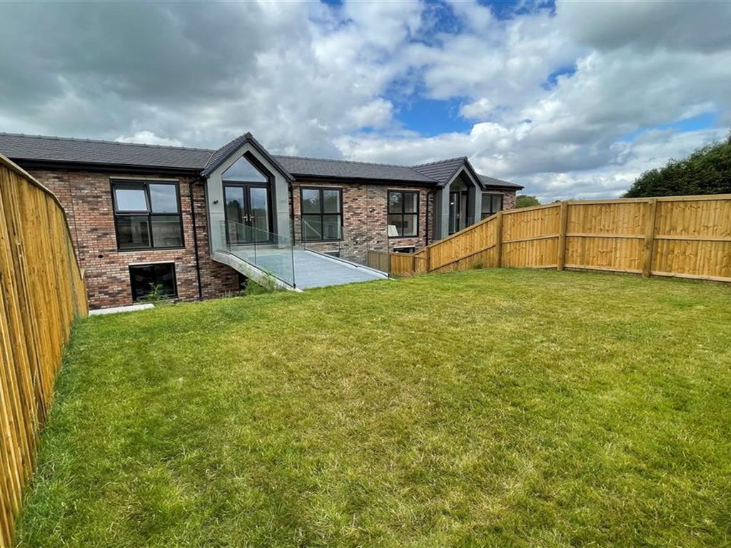 New home, 3 bed mews house for sale in Woodford Road, Woodford