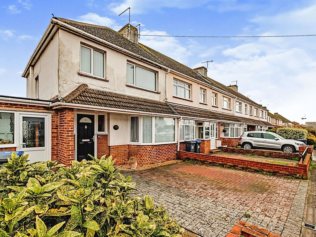 3 bed semidetached house for sale in Eastern Avenue, ShorehamBySea