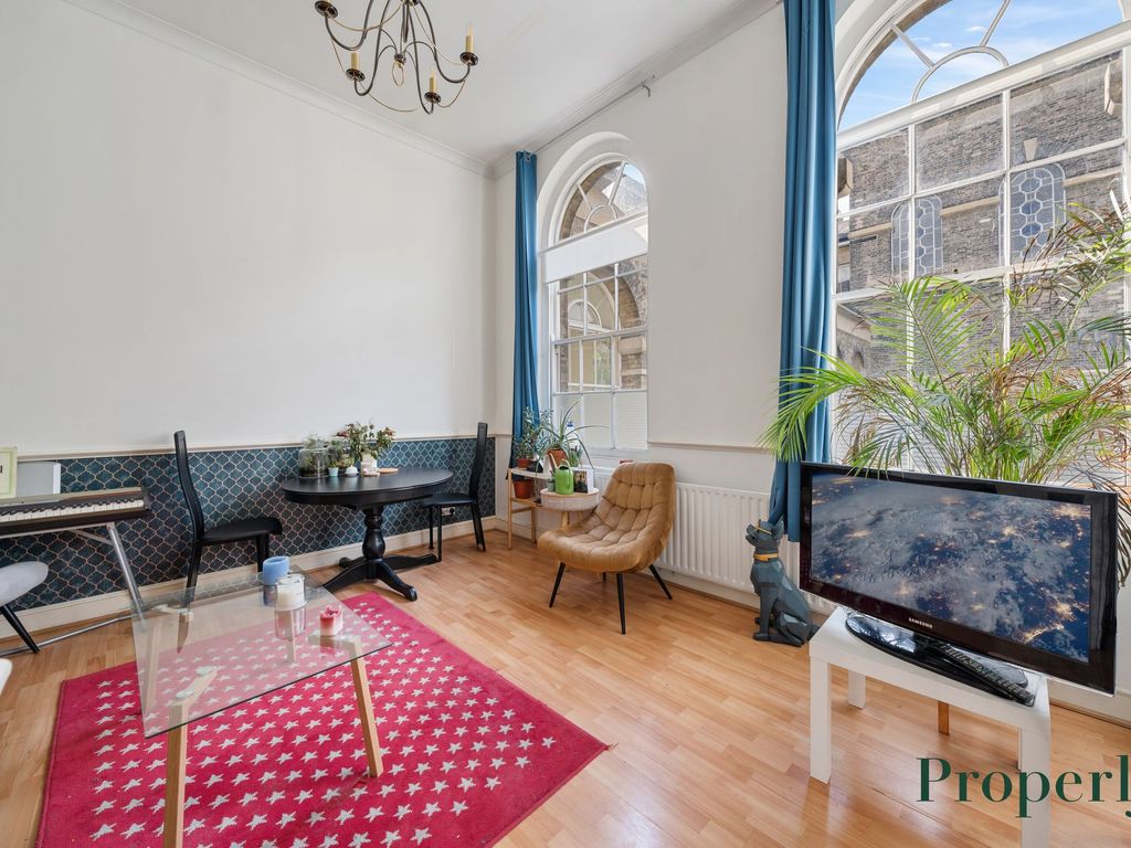 1 bed flat to rent in Gilbert Close, Godwin House SE18, £1,500 pcm Zoopla