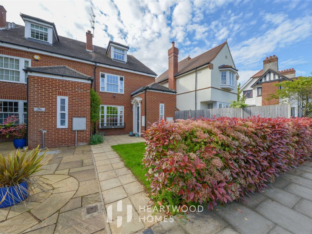 5 bed town house for sale in Blenheim Road, St. Albans AL1 Zoopla