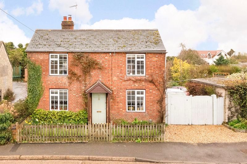 3 bed detached house for sale in High Street, Steventon, Abingdon OX13