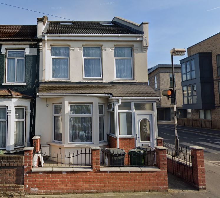 5 bed end terrace house for sale in Dunedin Road, London E10 Zoopla