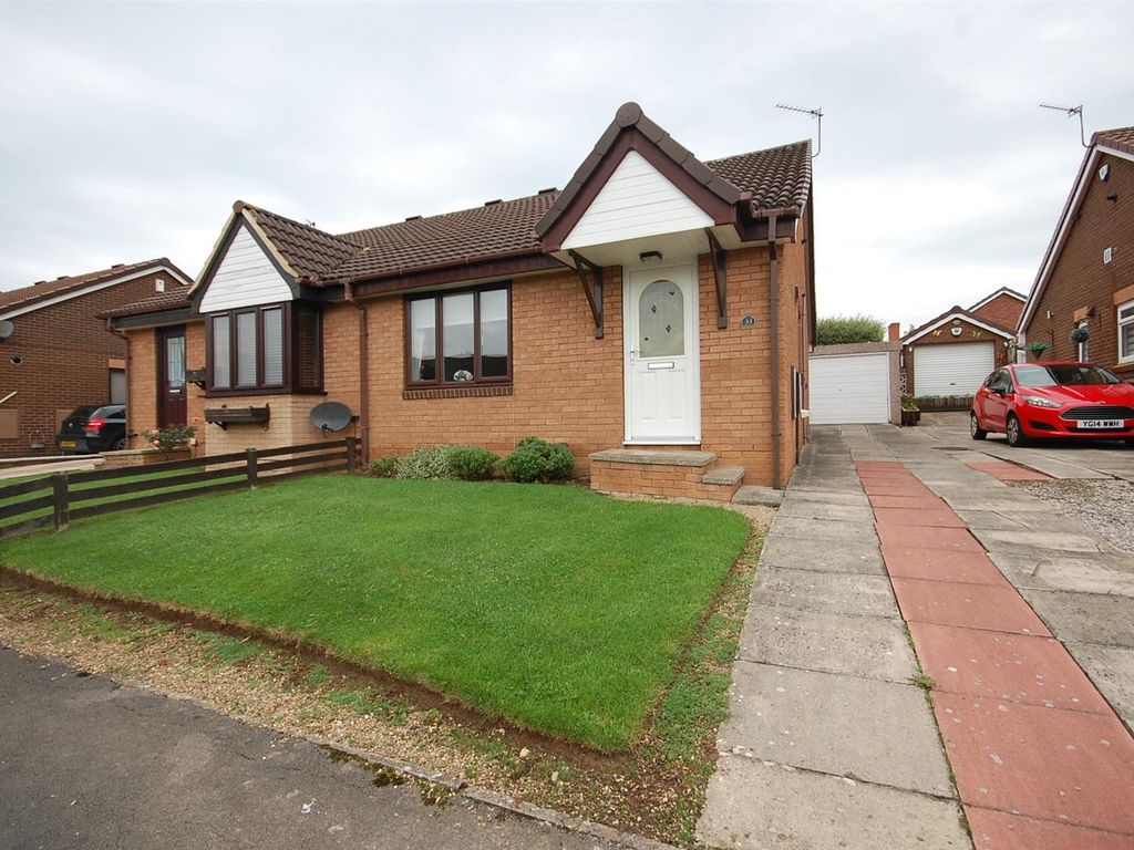 2 bed semidetached bungalow for sale in Parlington Meadow, Barwick In Elmet, Leeds LS15, £