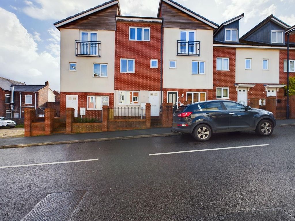 4 bed town house for sale in Brentleigh Way, Hanley, StokeOnTrent ST1