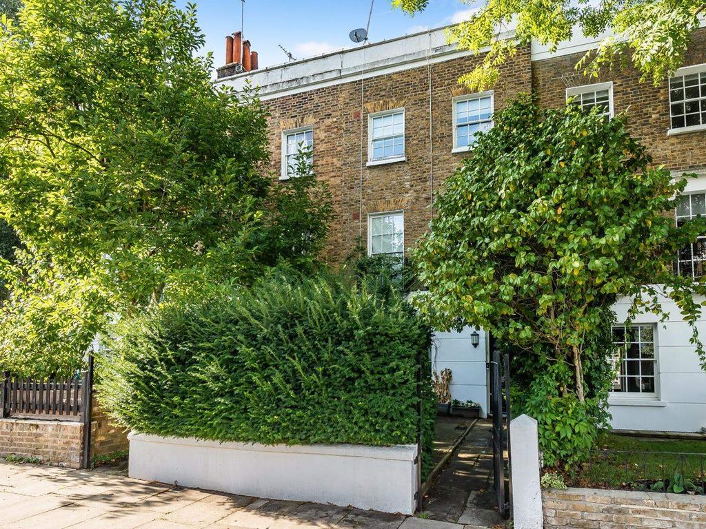 3 bed terraced house for sale in St. Johns Wood Terrace, London NW8, £