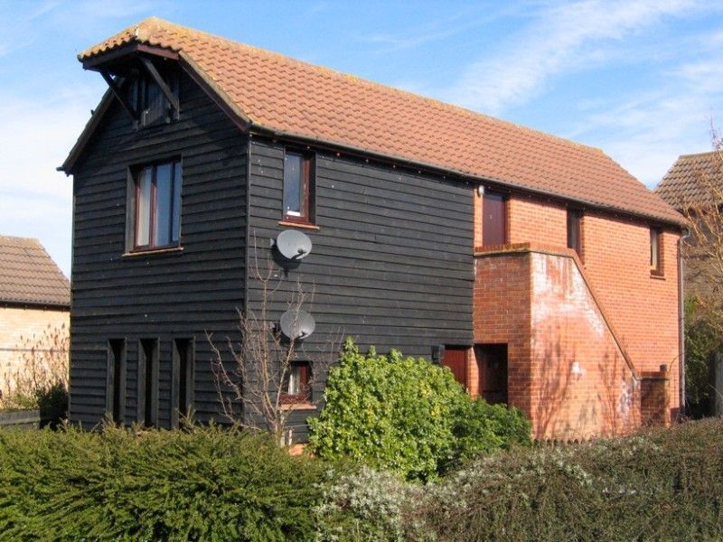 2 bed flat to rent in Lowndes Grove, Shenley Church End, Milton Keynes MK5, £995 pcm Zoopla