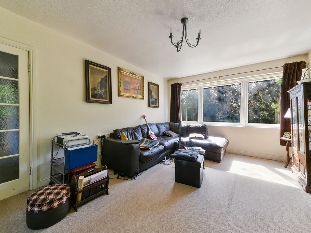 2 bed flat for sale in Bramley Hill, South Croydon CR2, £280,000 Zoopla