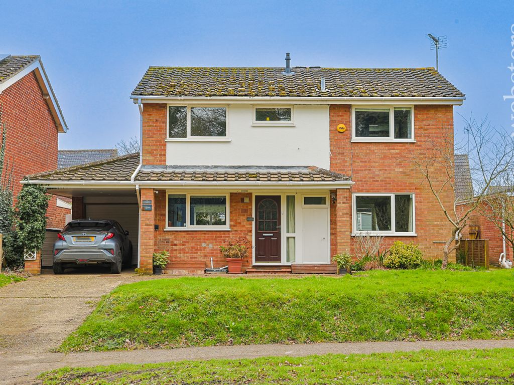 3 bed detached house for sale in Wroxham Road, Coltishall, Norwich NR12