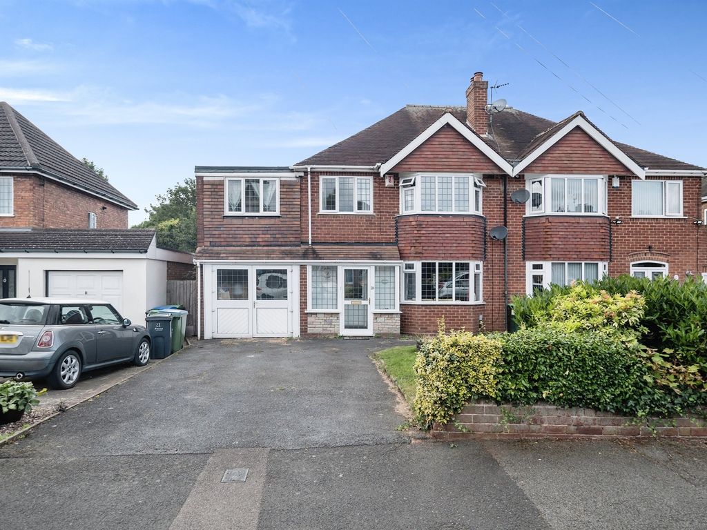 4 bed semidetached house for sale in Peak House Road, Great Barr