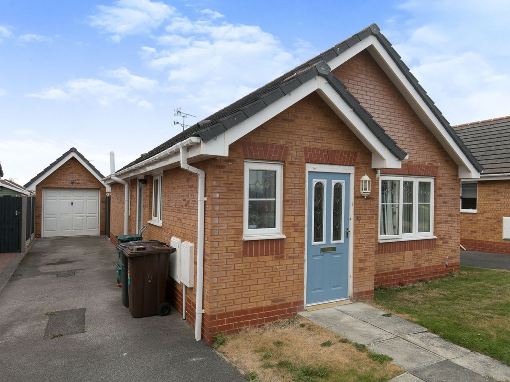 2 bed bungalow for sale in Rhos Fawr, Pensarn, Abergele, Conwy LL22