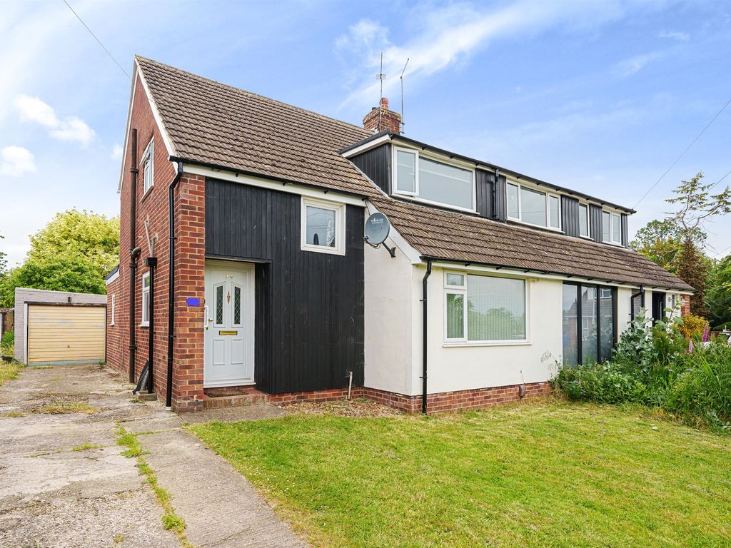 3 bed semidetached house for sale in North Town Moor, Maidenhead SL6