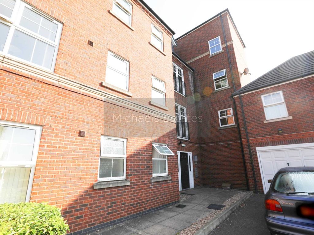 2 bed flat for sale in Montvale Gardens, Leicester LE4 Zoopla
