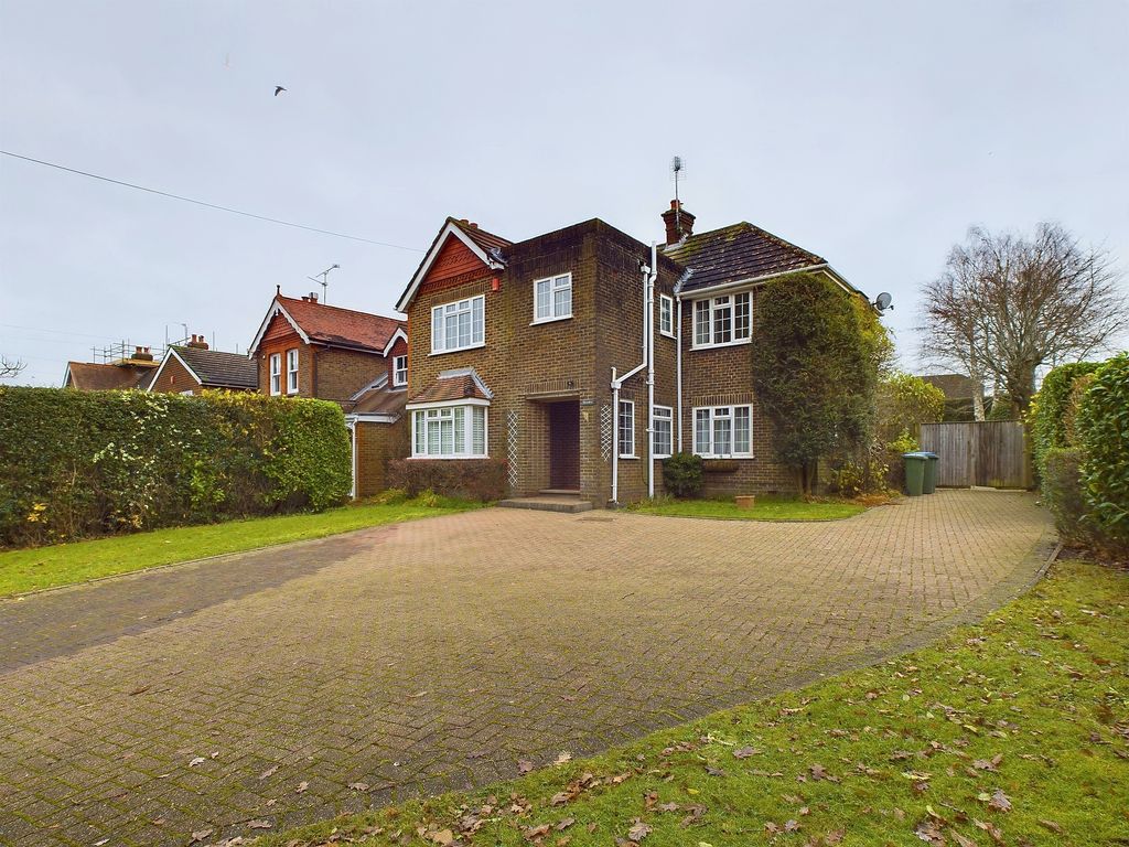 4 bed detached house for sale in Rusper Road, Horsham, West Sussex RH12
