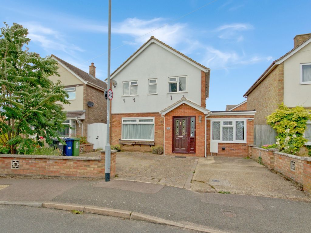 4 bed detached house for sale in Chelwood Road, Cherry Hinton