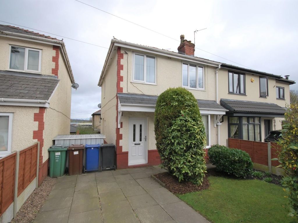 3 bed semidetached house to rent in Bolton Road West, Ramsbottom, Bury