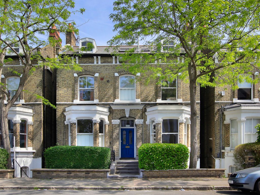 2 bed flat for sale in Gauden Road, Clapham, London SW4, £535,000 Zoopla