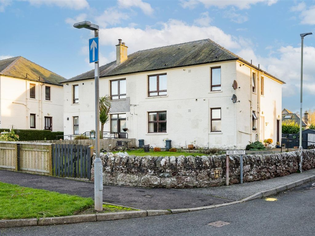 2 bed flat for sale in Muir Street, Kirriemuir DD8, £70,000 Zoopla